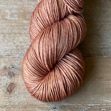 Magpie Fibers Swanky DK