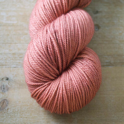 Magpie Fibers Swanky DK