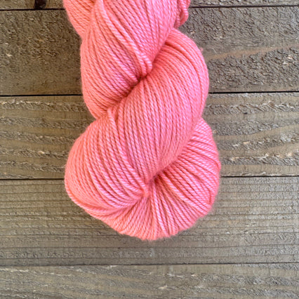 Magpie Fibers Swanky DK