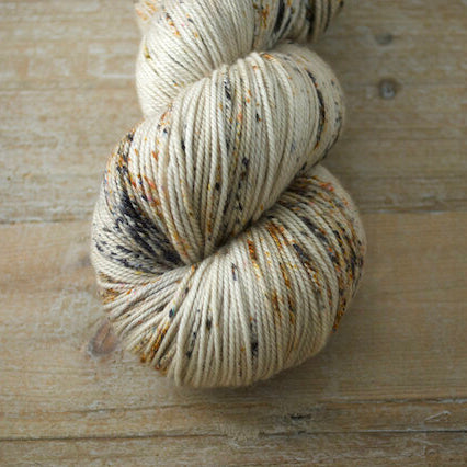 Magpie Fibers Swanky DK