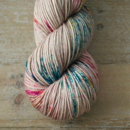 Magpie Fibers Swanky DK