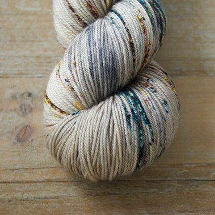 Magpie Fibers Swanky DK