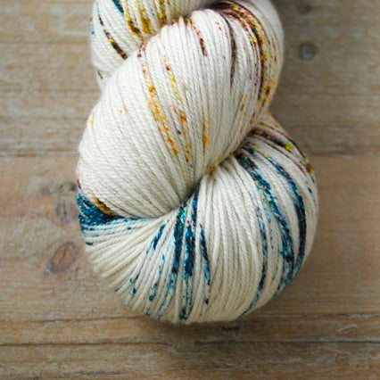 Magpie Fibers Swanky DK