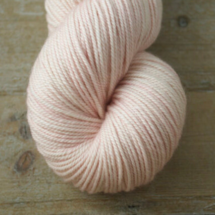 Magpie Fibers Swanky DK