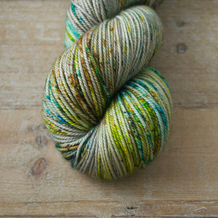 Magpie Fibers Swanky DK