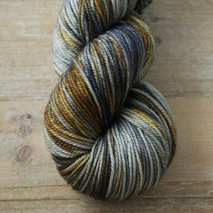 Magpie Fibers Swanky DK